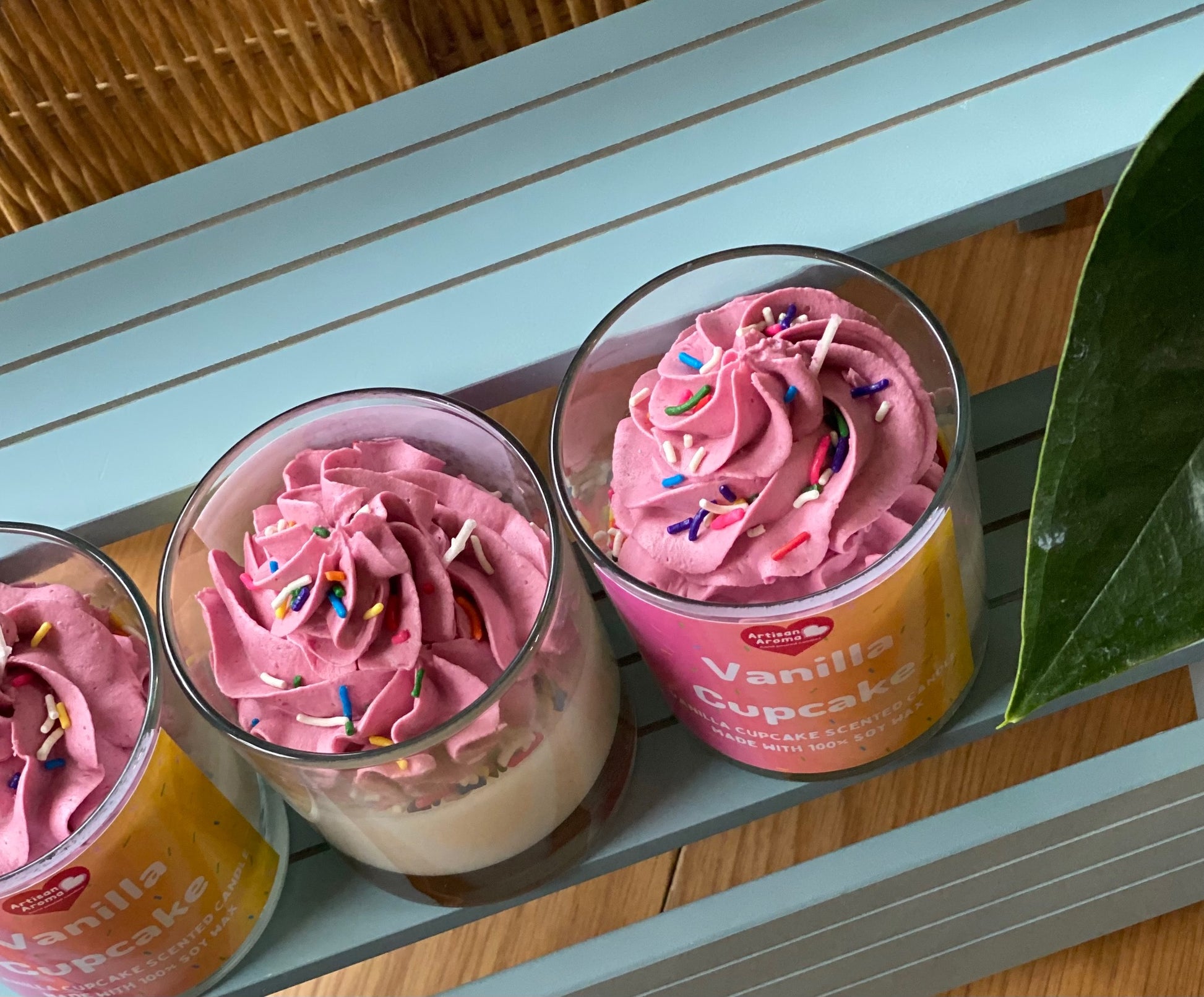 Vanilla Cupcake Scented Whip Top Candle